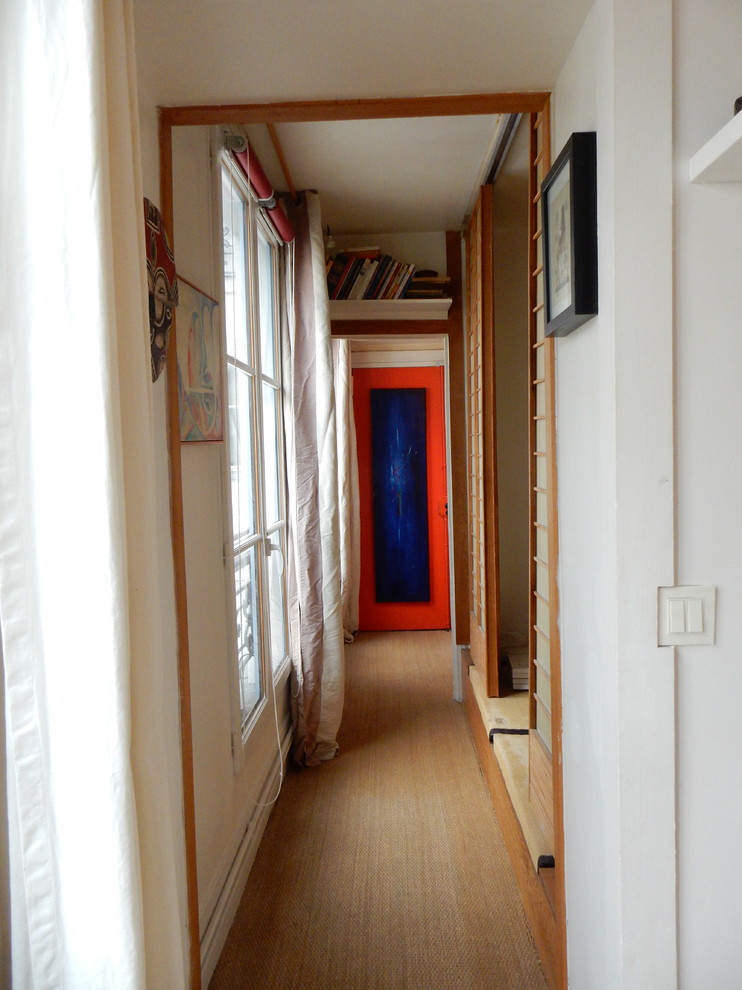 Пример оригинального дизайна: коридор среднего размера в стиле фьюжн