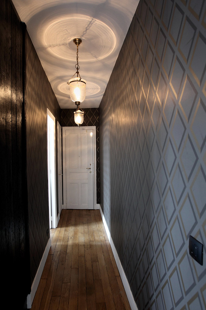 Пример оригинального дизайна: коридор в стиле модернизм
