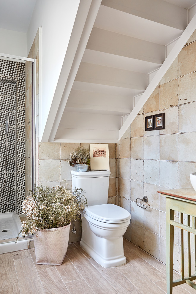 Inspiration for a mediterranean bathroom remodel in Madrid