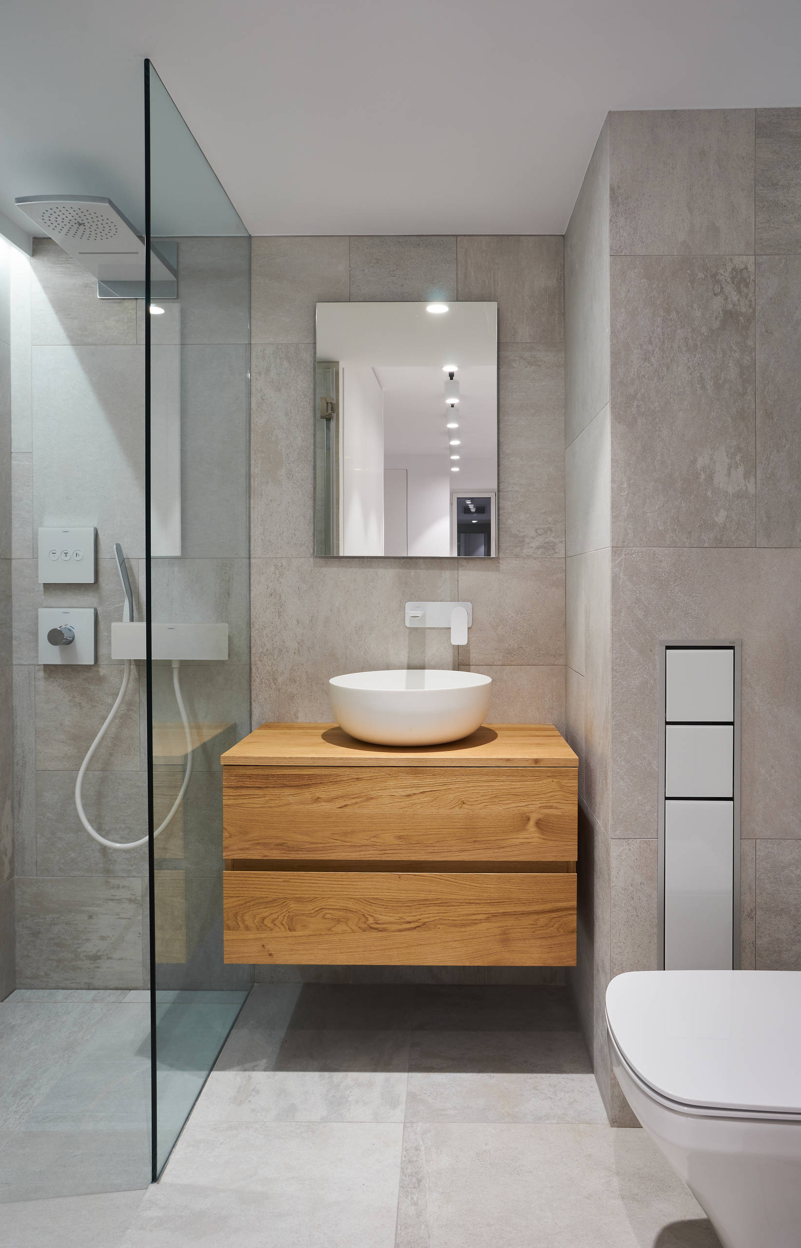 Baño gris y blanco – Ideas para decorar diseños residenciales