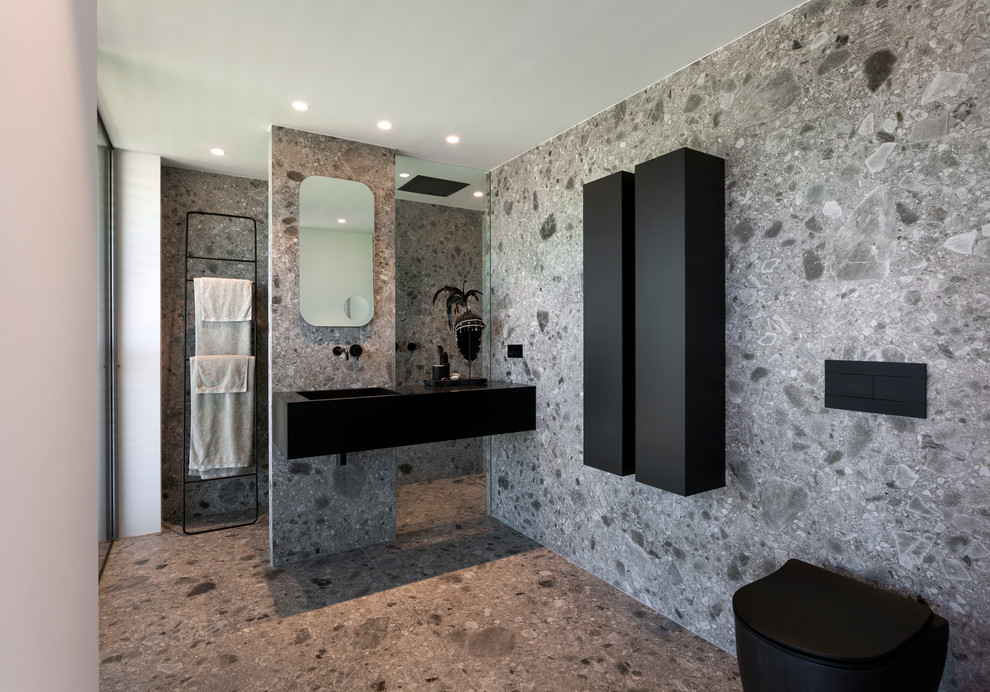 Example of a trendy bathroom design in Alicante-Costa Blanca