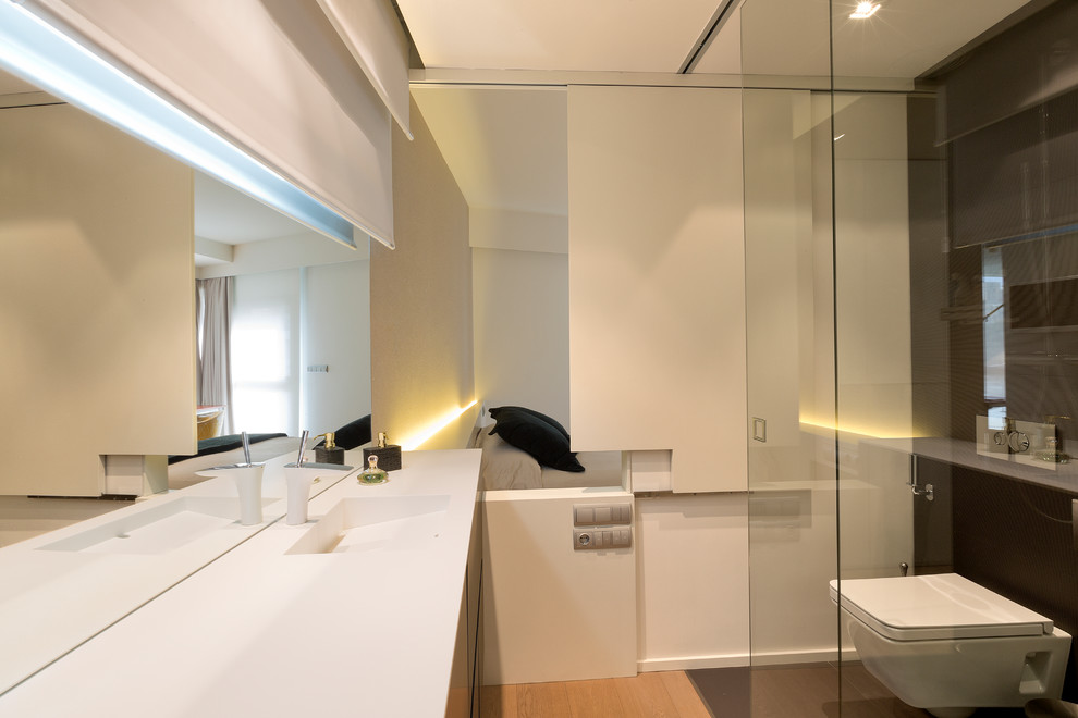 Modernes Badezimmer in Sonstige