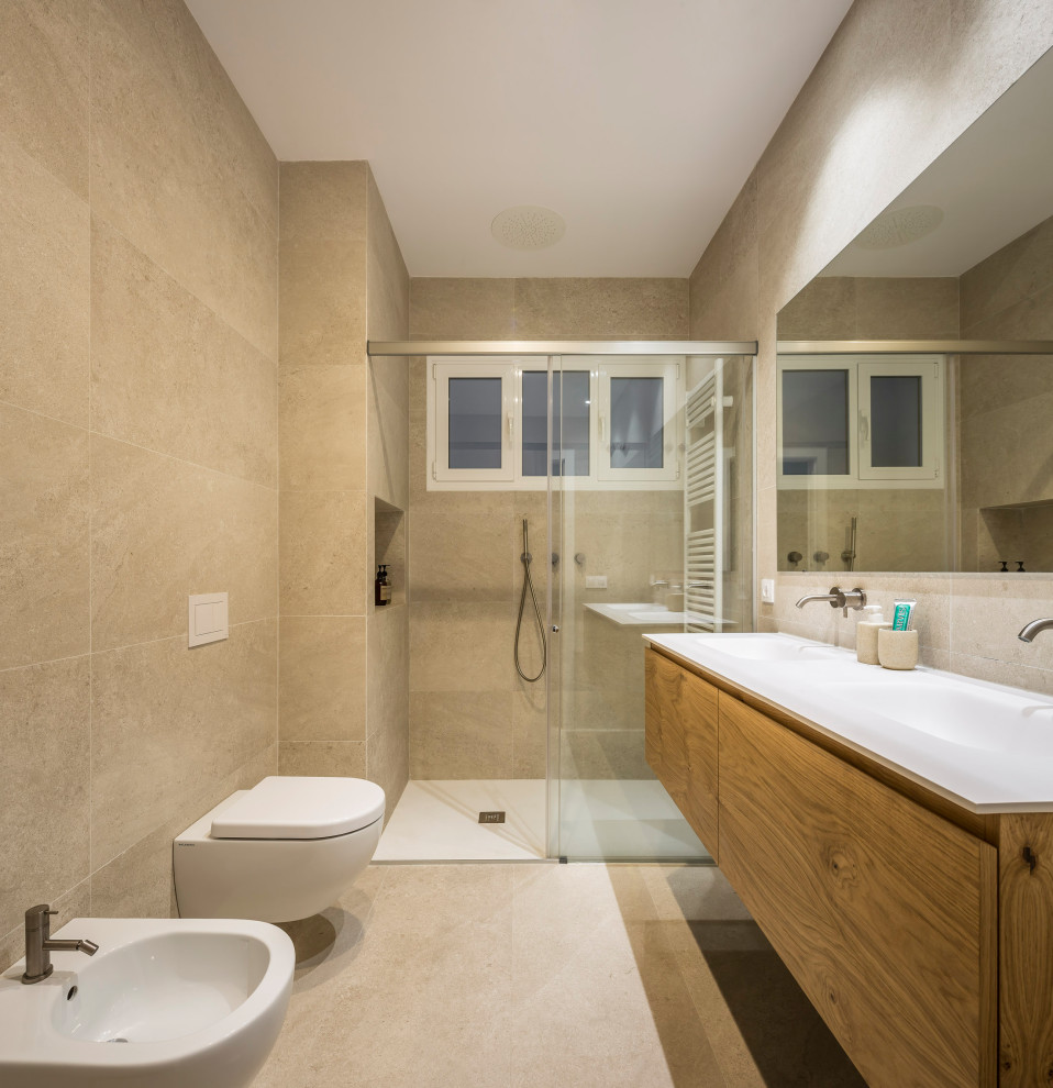 Vivienda Reino de Valencia Transitional Bathroom Valencia by