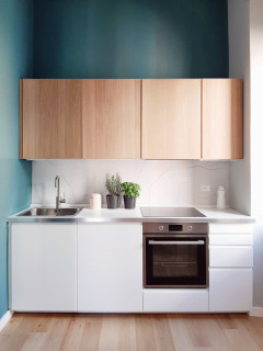 Piccola cucina con parquet chiaro : Foto e Idee per Ristrutturare e  Arredare - Maggio 2022 | Houzz IT