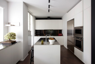 Cucina bianca con top nero : Foto e Idee per Ristrutturare e Arredare -  Dicembre 2022 | Houzz IT
