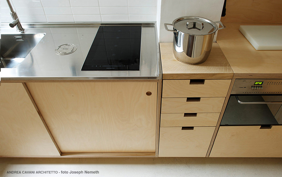 Cucina artigianale a Parigi Modern Kitchen Bologna by Andrea