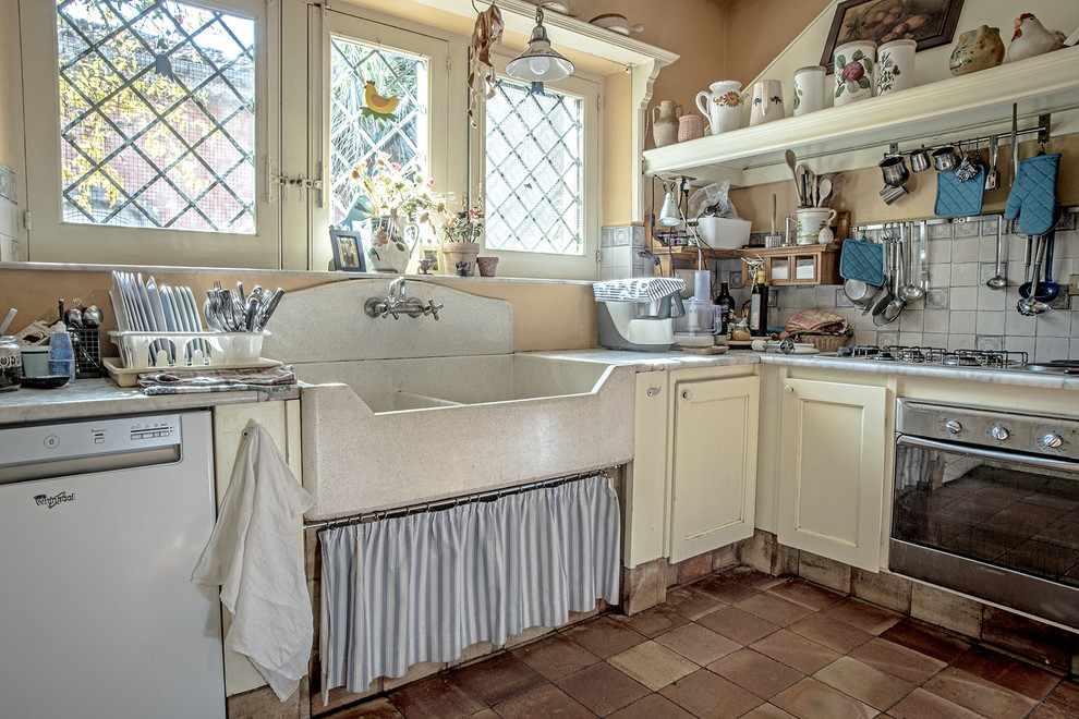 Example of a country kitchen design in Catania-Palermo