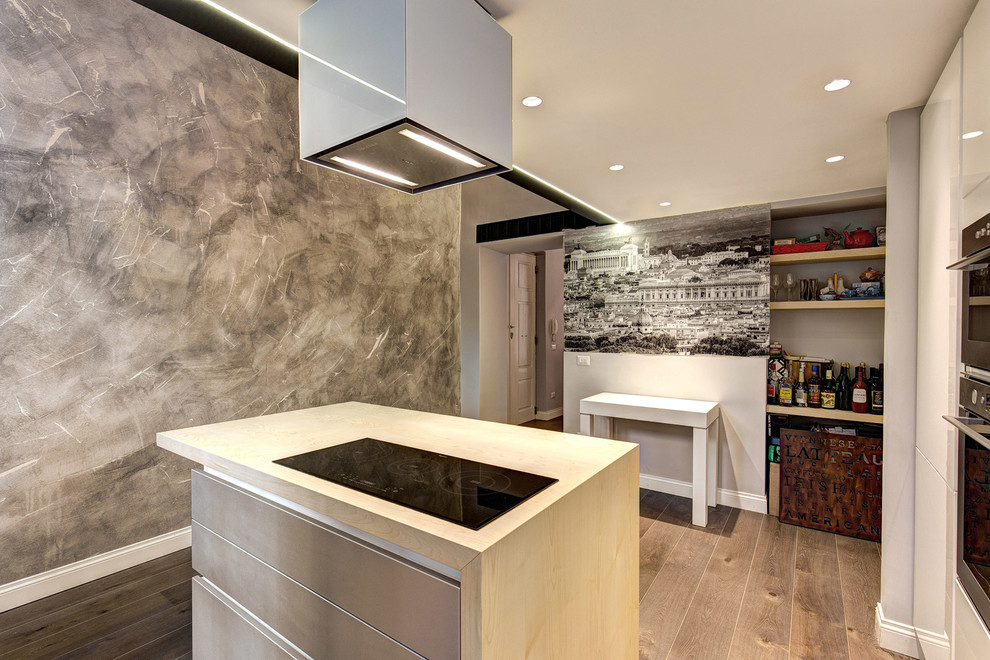 Inspiration for a contemporary kitchen remodel in Rome
