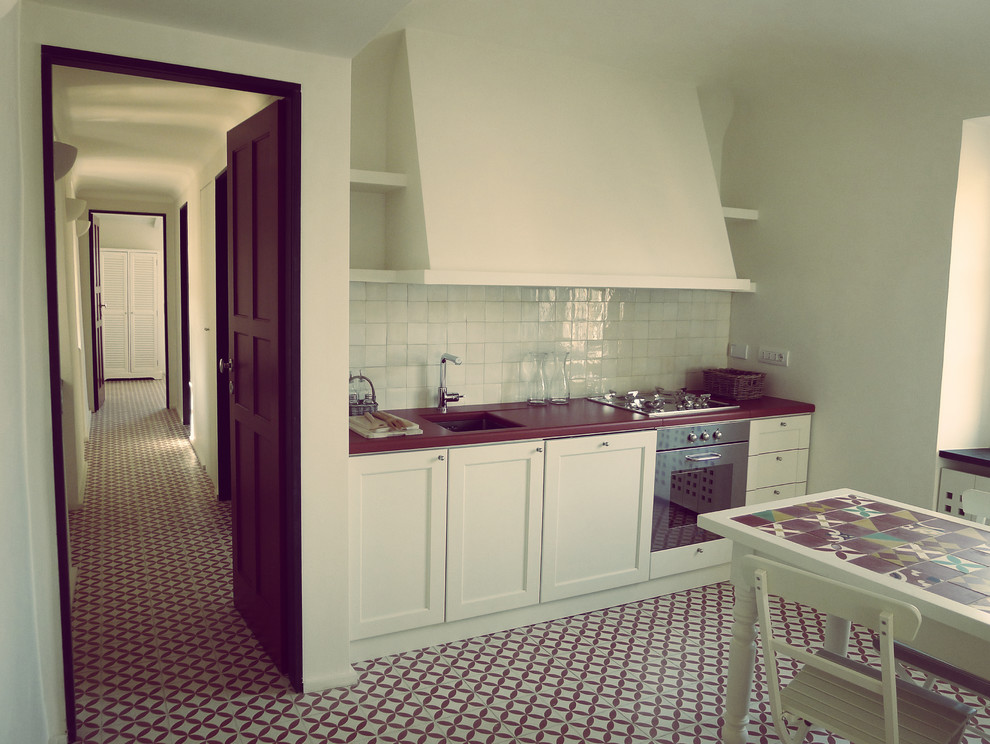 This is an example of a mediterranean kitchen in Milan.