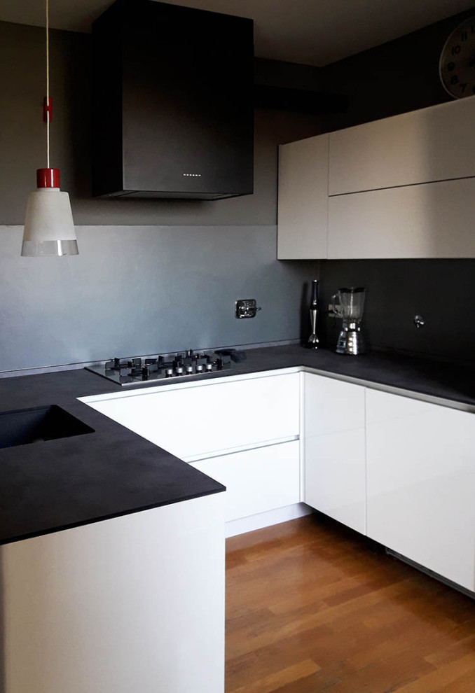 Design ideas for a modern kitchen in Bologna.