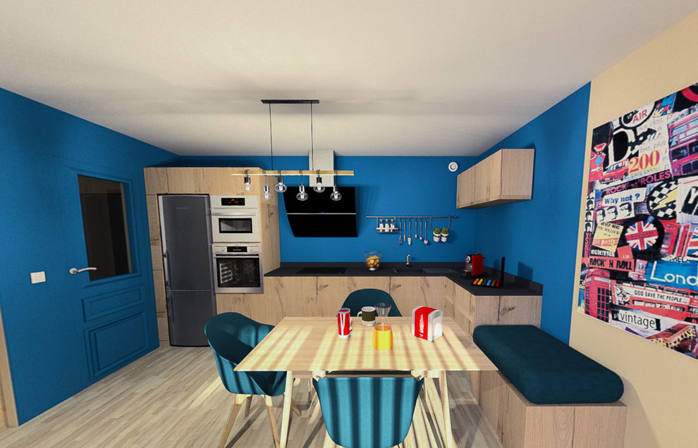 Esempio di una cucina scandinava di medie dimensioni con lavello integrato, ante a filo, ante beige, top in laminato, paraspruzzi nero, elettrodomestici in acciaio inossidabile, parquet chiaro, pavimento beige e top nero