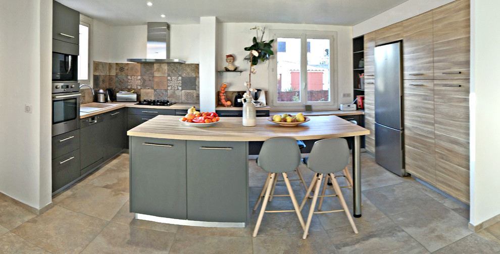 Cuisine neo indus par Cuisines Morel 83 Industrial Kitchen Other