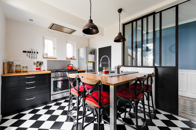Cuisine Style Atelier Et Vintage Industrial Kitchen Paris By L Agenceur Francais Houzz Ie
