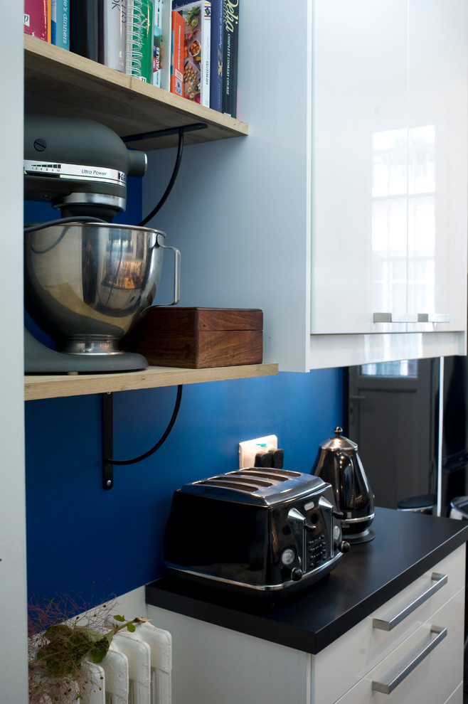 Esempio di una cucina contemporanea