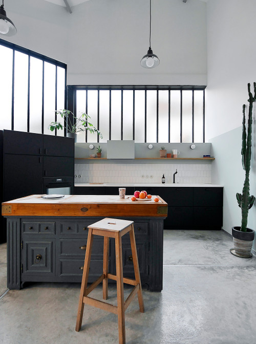 Modern Black Kitchen Cabinets Inspirations with White Countertop and Gray Central Island
