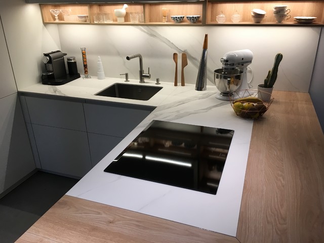 Magnifique Cuisine avec plan de travail et crédence en DEKTON OPERA