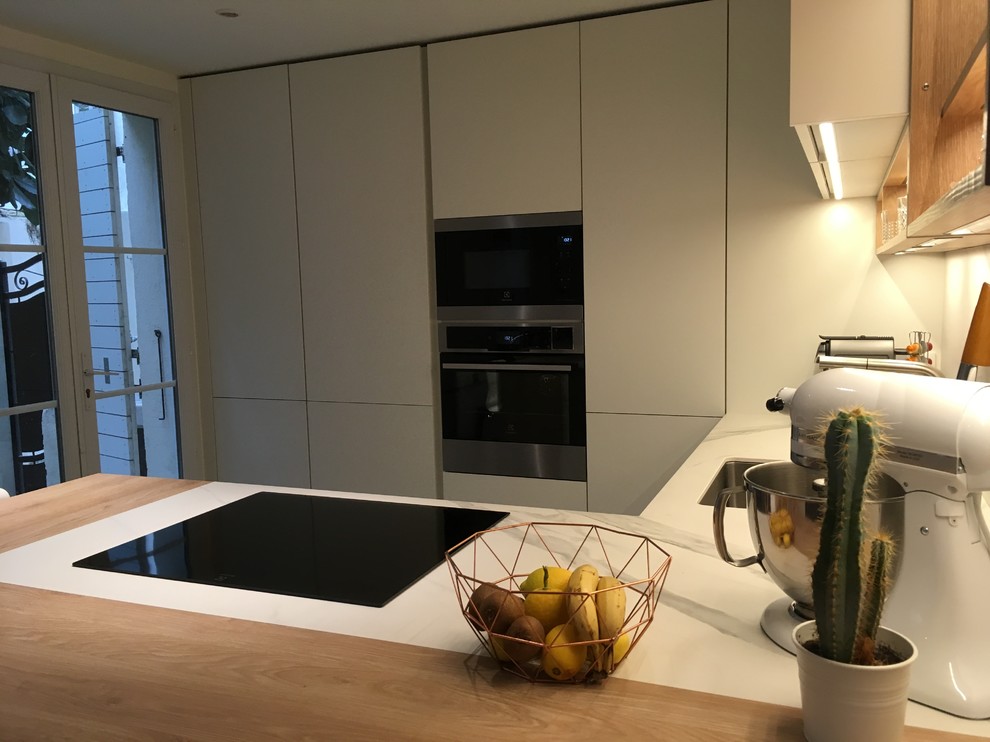 Magnifique Cuisine avec plan de travail et crédence en DEKTON OPERA