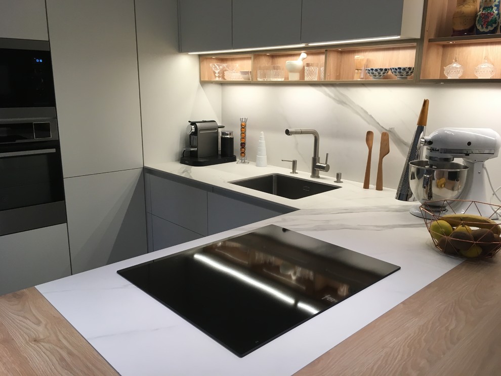 Magnifique Cuisine avec plan de travail et crédence en DEKTON OPERA