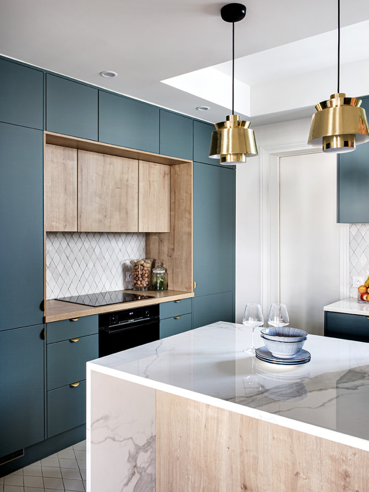 Design ideas for a medium sized contemporary open plan kitchen in Paris with beaded cabinets, blue cabinets, marble worktops, grey splashback, terracotta splashback, integrated appliances, terracotta flooring, an island, white floors and white worktops.