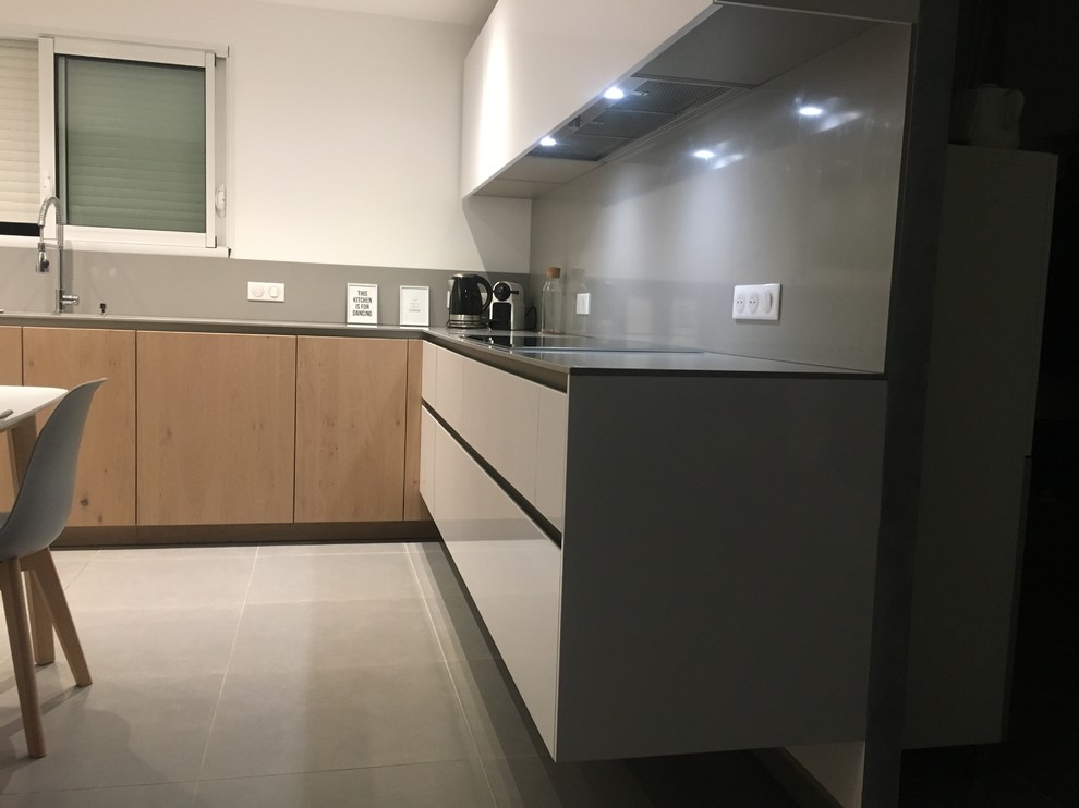 plan de travail et crédences en quartz SIlestone KENSHO - Moderne