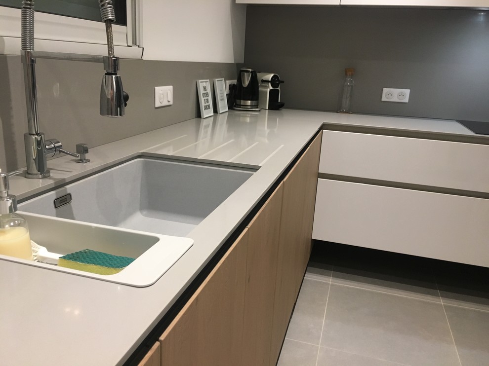 plan de travail et crédences en quartz SIlestone KENSHO - Modern
