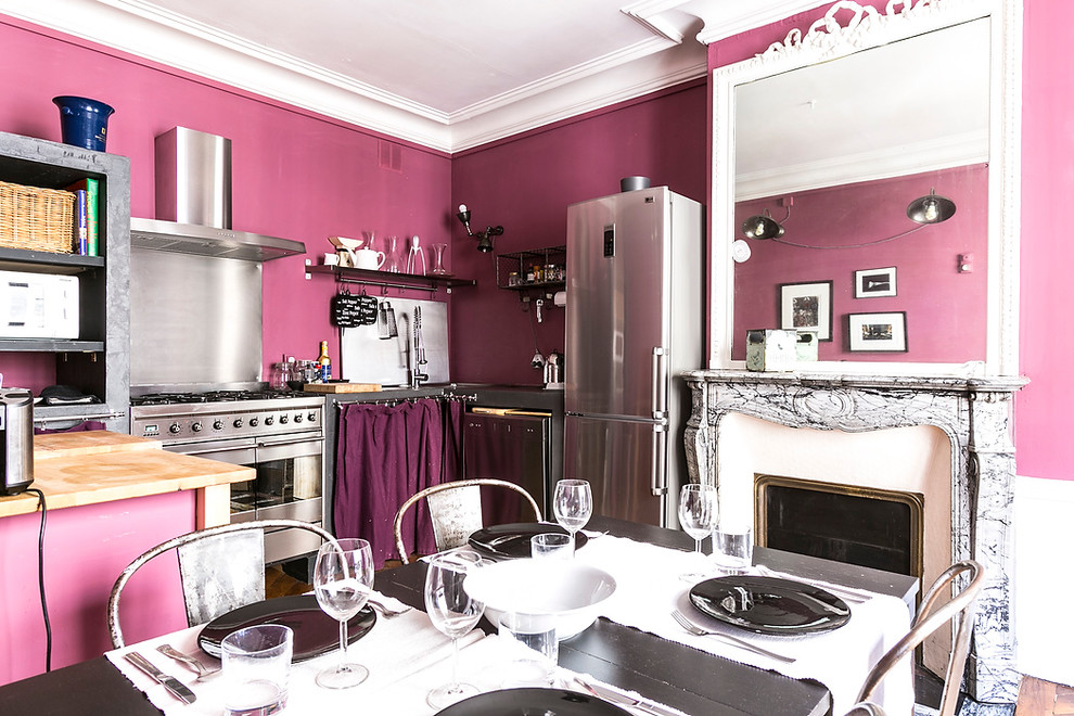 This is an example of a traditional kitchen in Paris.