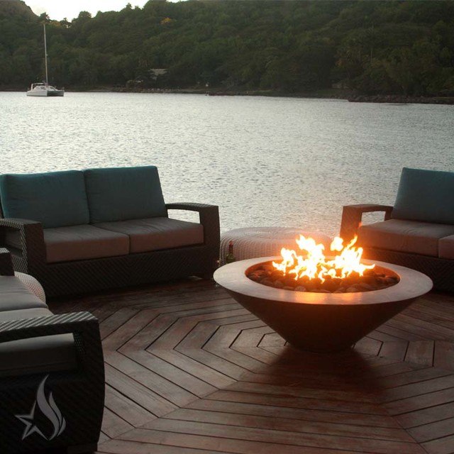 48" Cono Moreno Hammered Copper Fire Pit - Contemporary - Terrace - Los  Angeles - by Starfire Direct | Houzz IE
