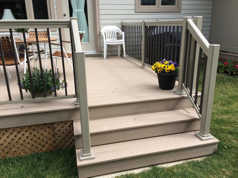 Aluminum Spindle 2Colour Deck Railings 111 Contemporary Deck