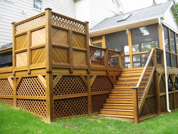 Inspiration for a contemporary deck remodel in Baltimore