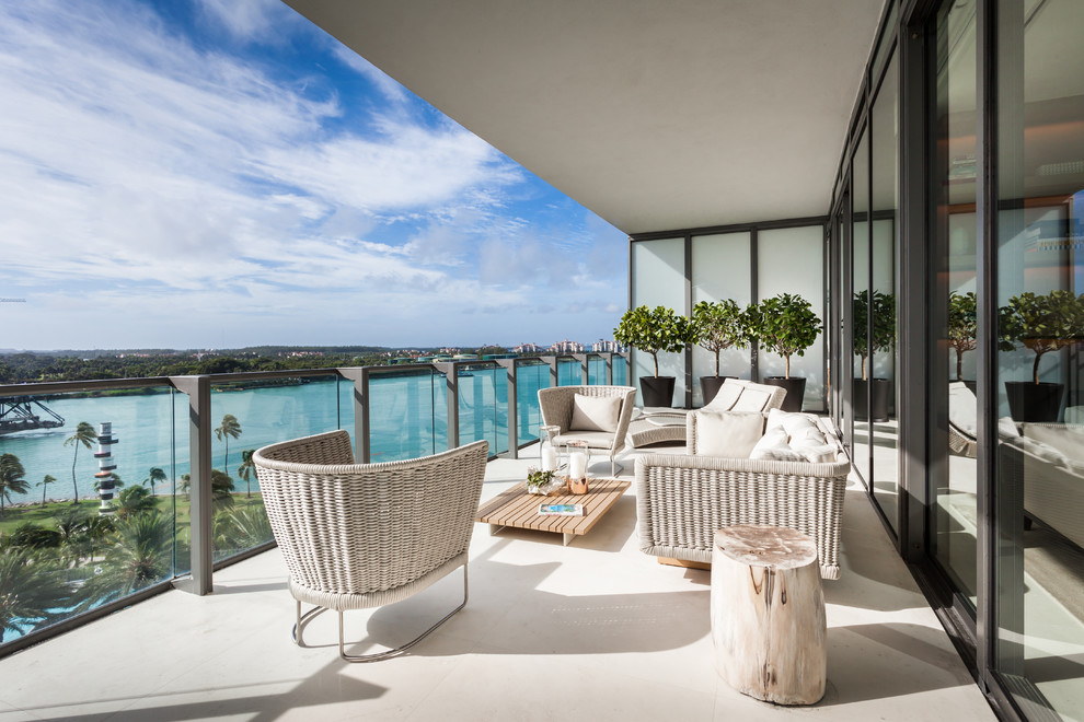 Moderner Balkon in Miami