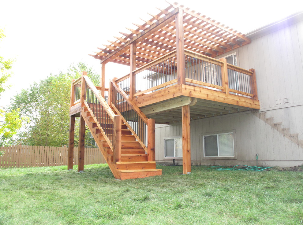 "Arch knotty" cedar deck with pergola - Contemporary - Deck - Kansas
