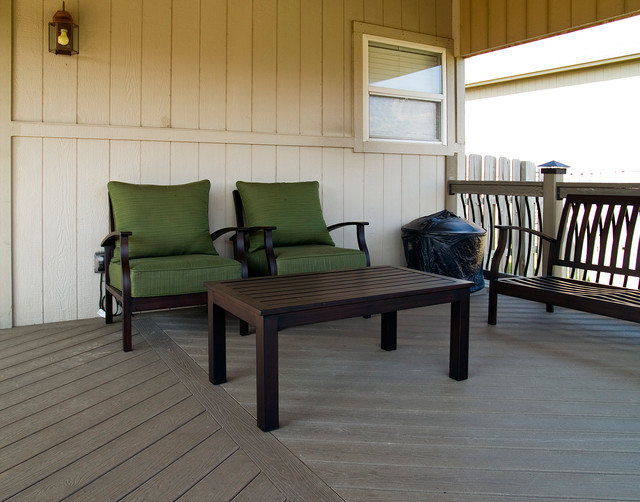 Archibald Evergrain composite deck Kansas City. Traditional