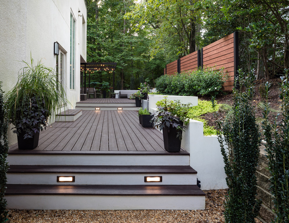 4 Suggestions for Making a Beautiful Deck for Your Yard