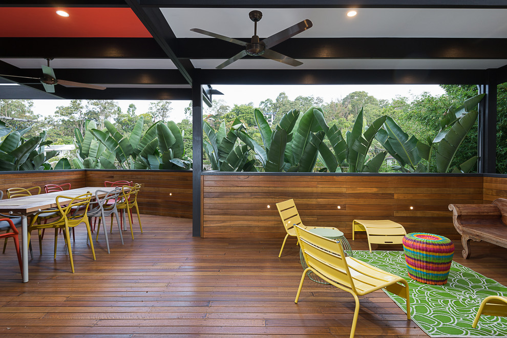 Inspiration for a contemporary terrace in Brisbane with a roof extension.