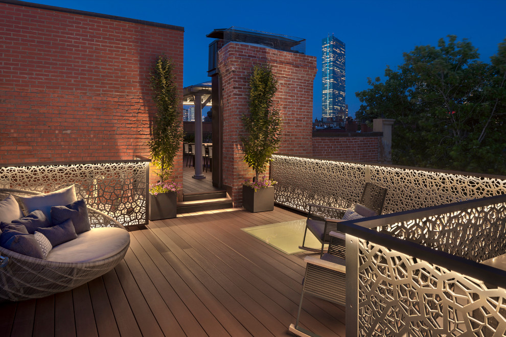 Deck - contemporary rooftop rooftop deck idea in Boston with no cover