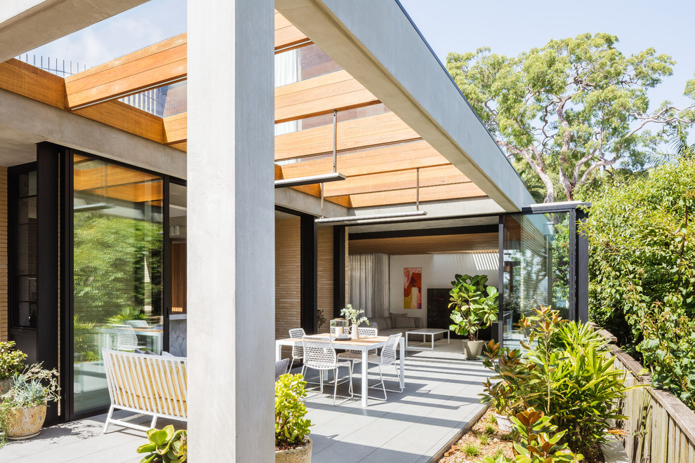 Photo of a large modern terrace in Sydney.