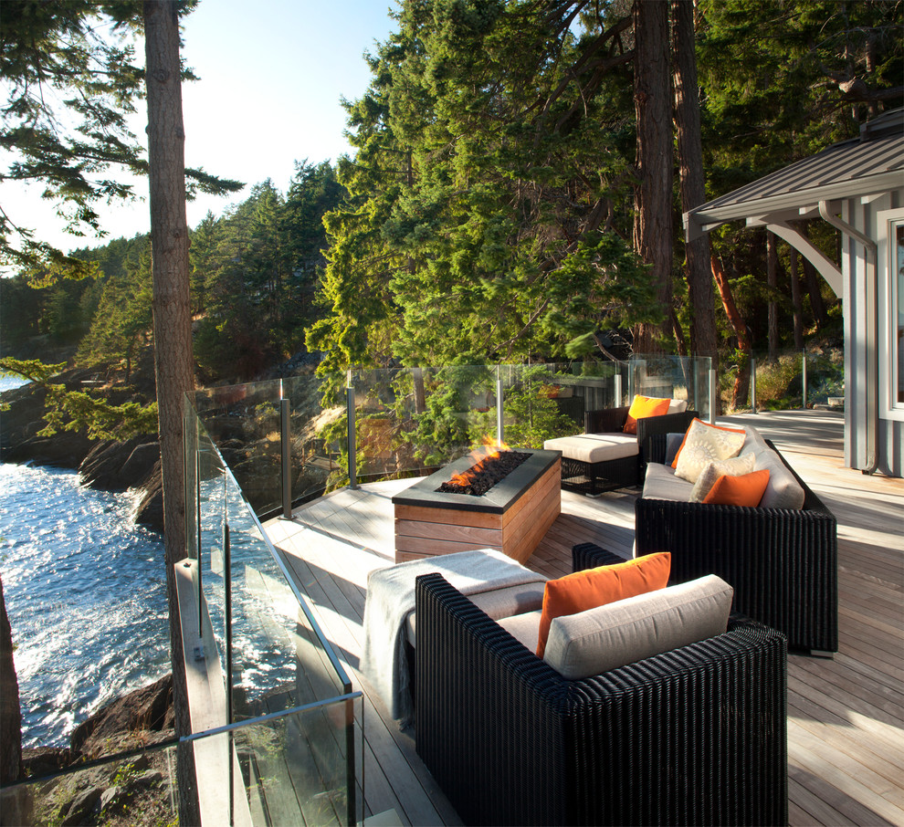 Inspiration for a contemporary terrace in Vancouver.
