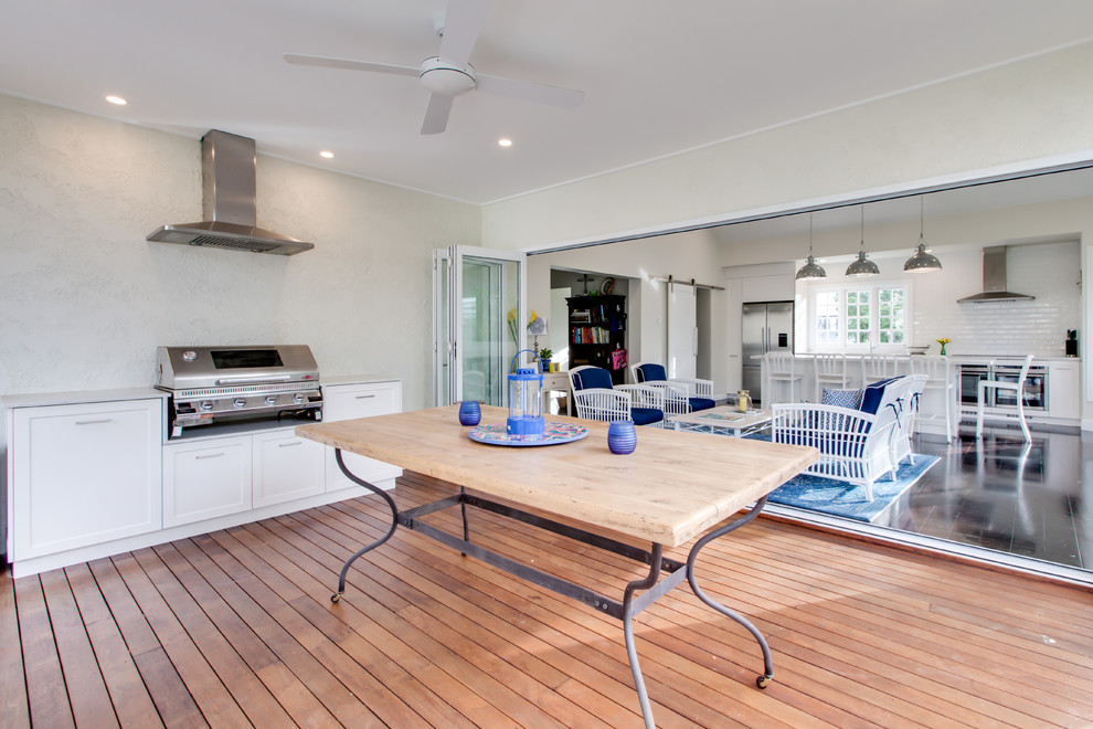 Brisbane Post War Renovation - Modern - Deck - Brisbane - by Synergy ...