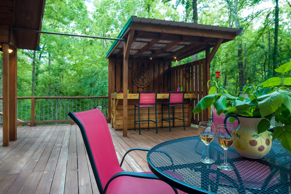 Inspiration for a rustic deck remodel in Oklahoma City