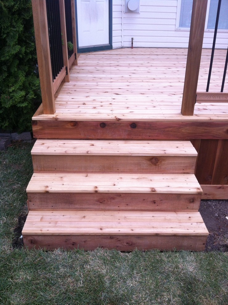 Calgary Decks Traditional Deck Calgary by Deckrative Designs