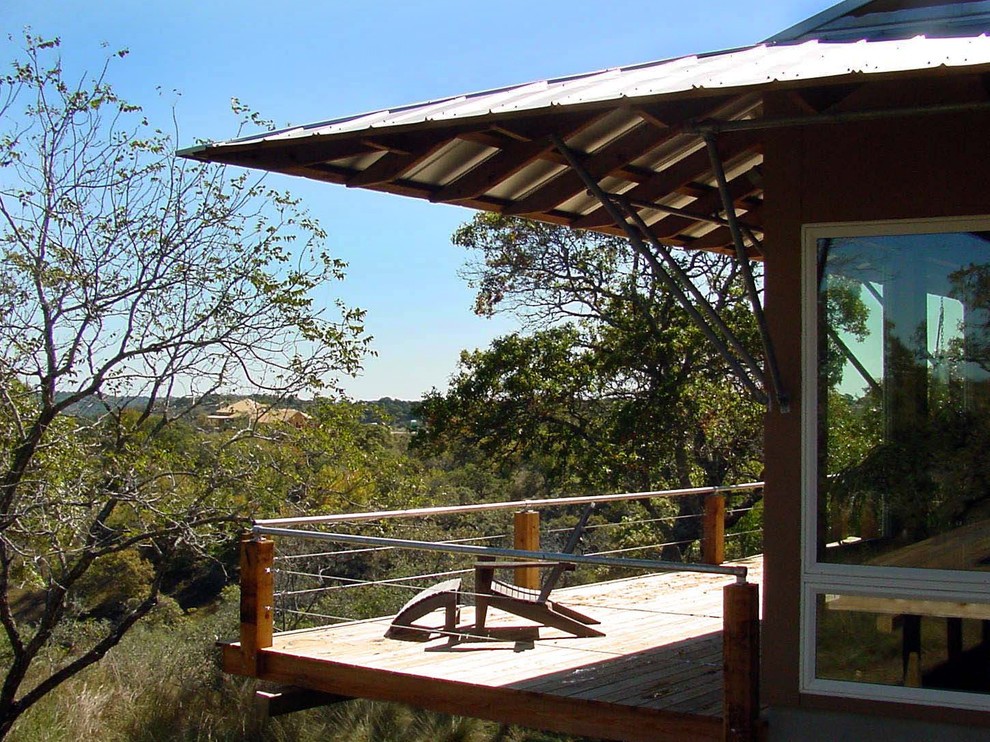 Deck - modern deck idea in Austin