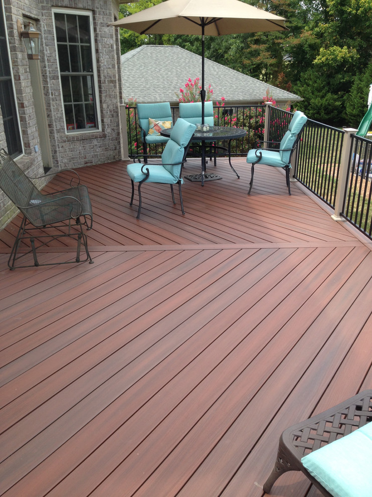 Composite Decking By Durante Traditional Deck