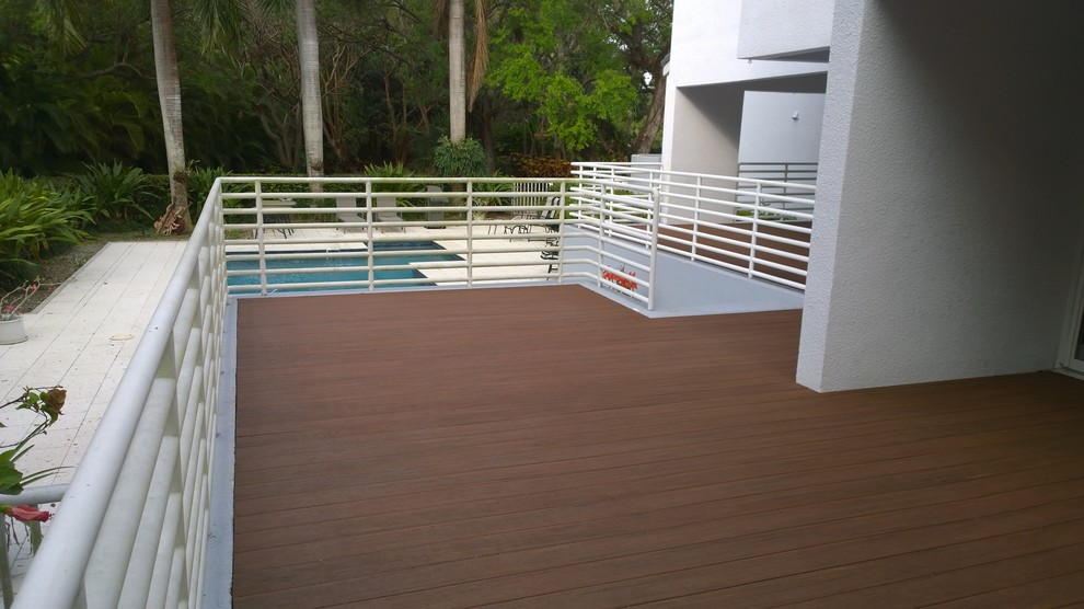 Composite Decking Featuring Azek Vintage Collection Mahogany Contemporary Deck Miami
