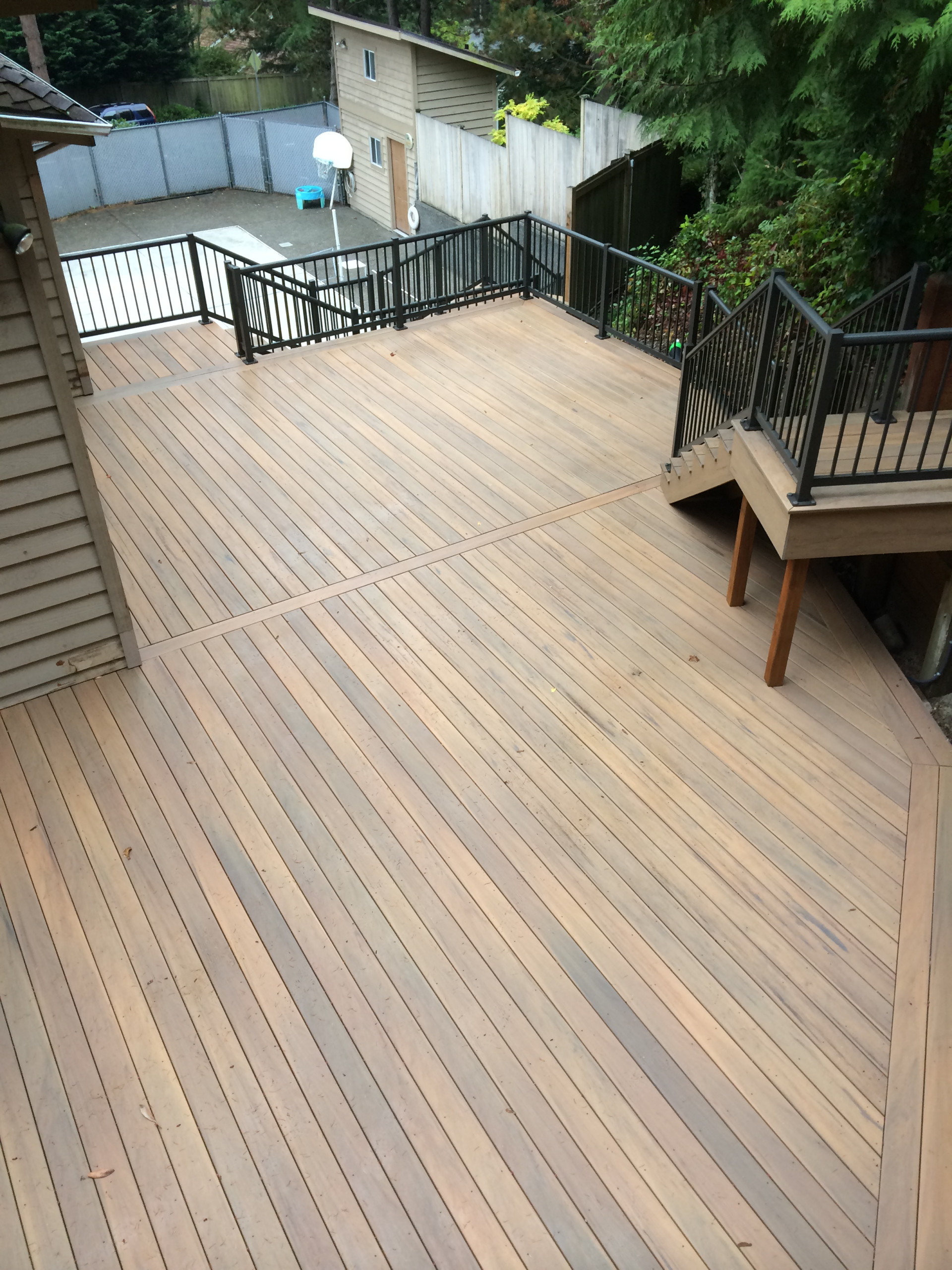 usi custom outdoor living on 75 Beautiful Modern Beige Deck Pictures Ideas May 2021 Houzz