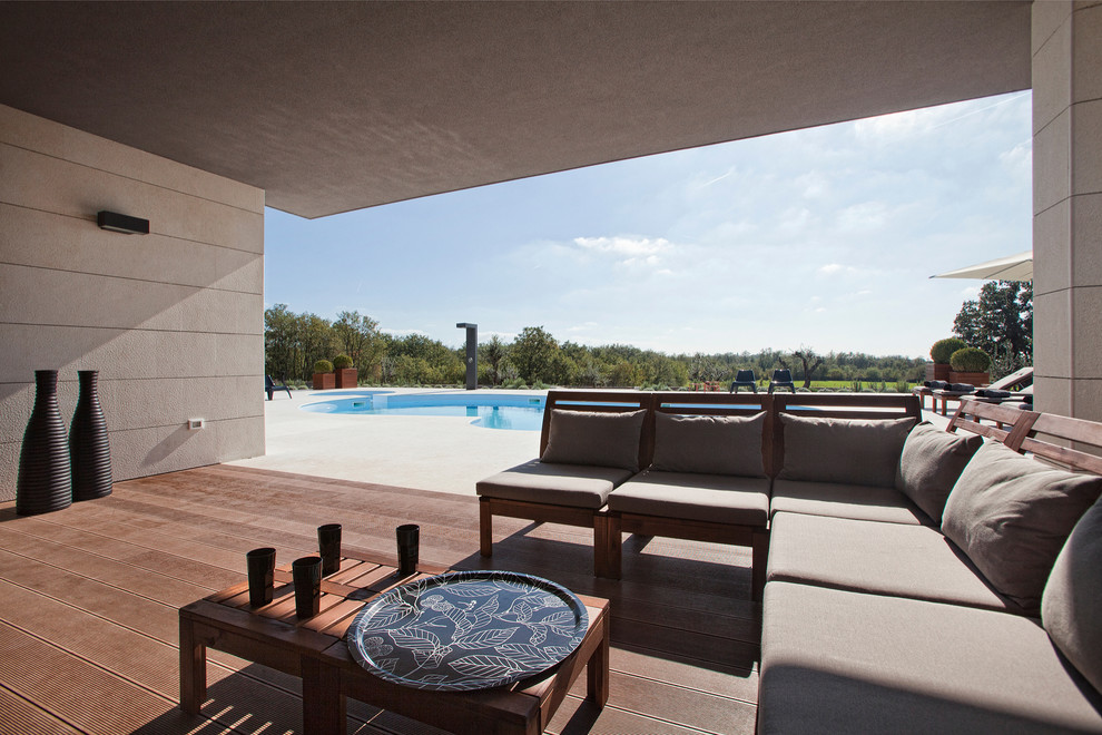 Imagen de terraza actual en anexo de casas