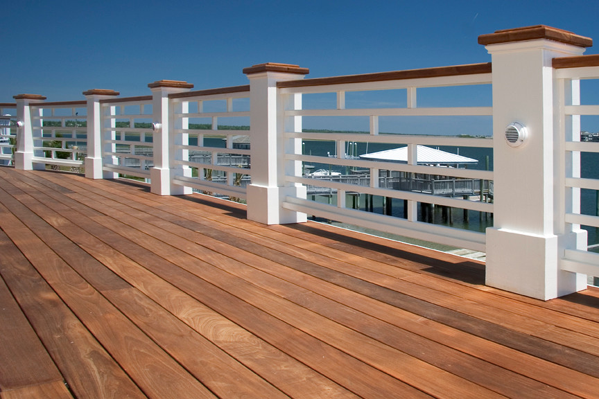 Immagine di una terrazza stile marinaro
