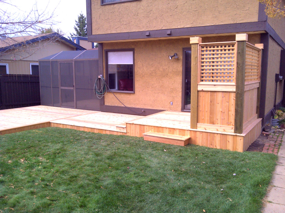 Custom Cedar Deck with Privacy Screen and Builtin Bench Craftsman