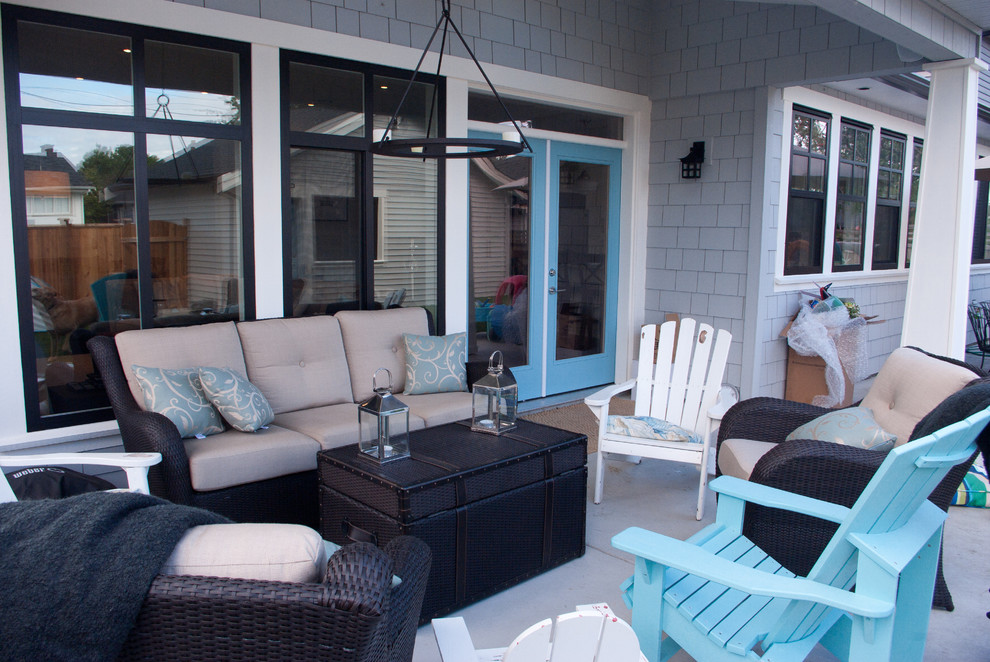 Cette image montre une terrasse design.