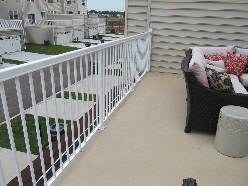 Deck Railings - Contemporary - Deck - Vancouver - by Duradek | Houzz
