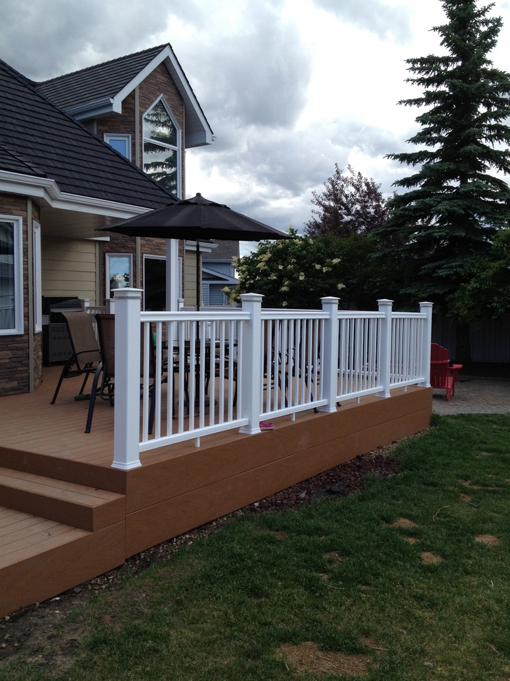 Decks & Patios Traditional Deck Edmonton by Shignanski